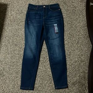 New high rise skinny jean